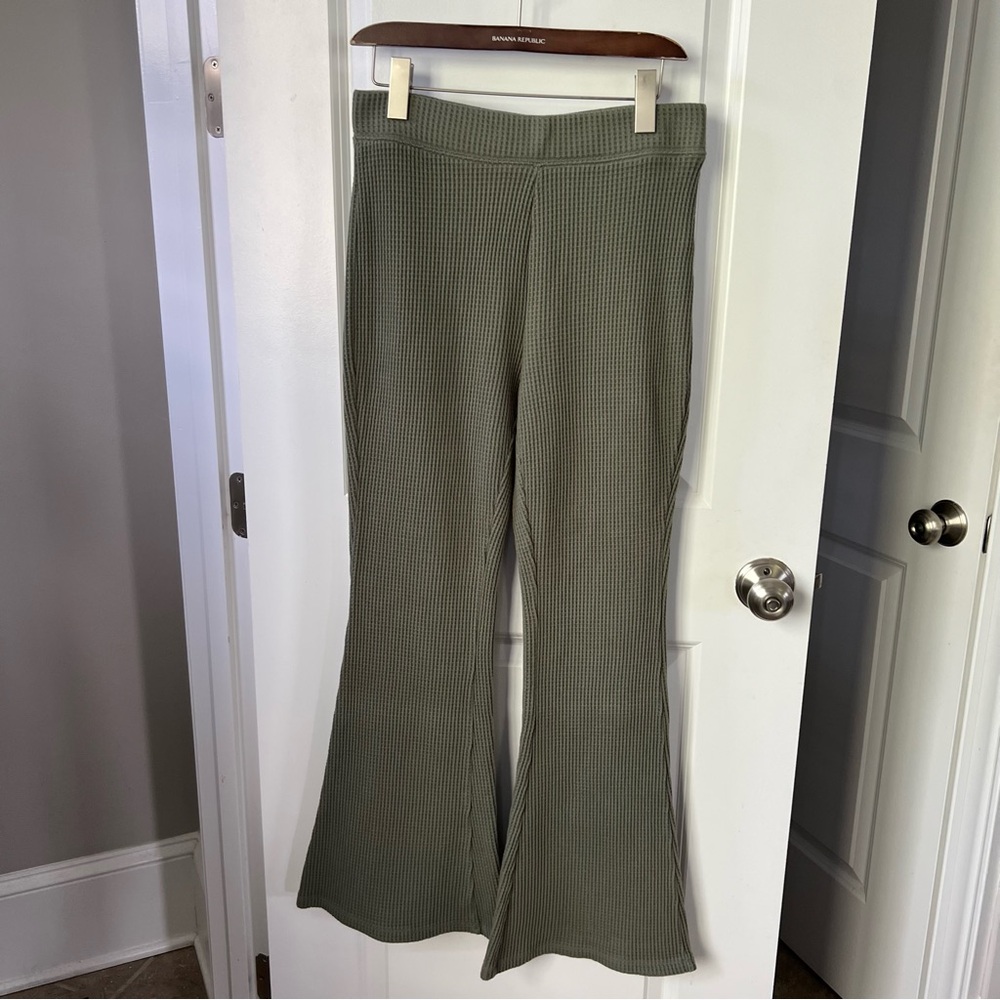 Boho Arie Khaki Dill Green High Waist Waffle Flare Lounge Pants Gorpcore M